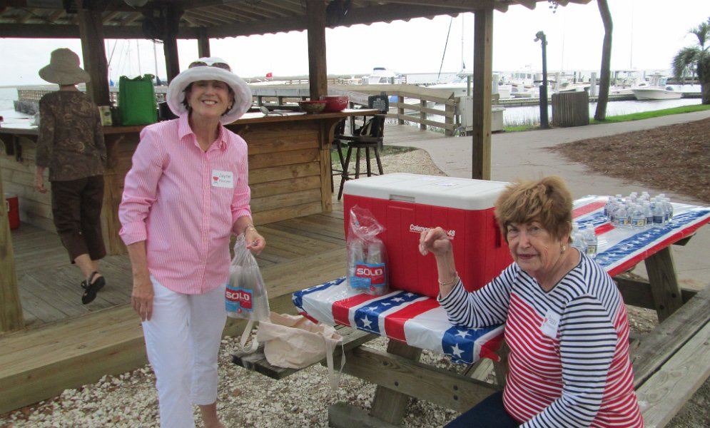 2018 Volunteer Appreciation Picnic--Jayne Hoover, Peggy Thompson