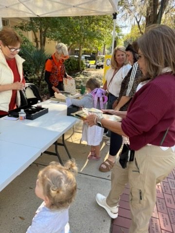 2025 Fall Book Sale 11