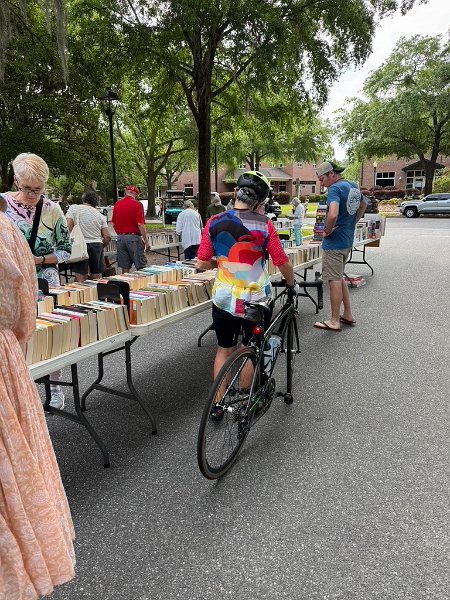 2025 Spring Book Sale 19