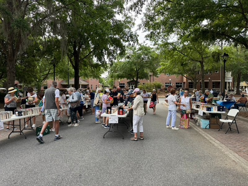 2025 Spring Book Sale 33