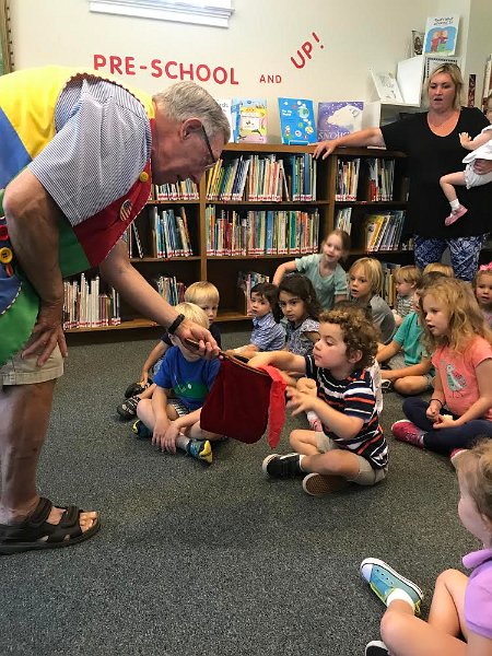 Summer Reading Program 2017--Bee A Reader 2